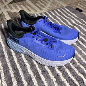 Hoka one one